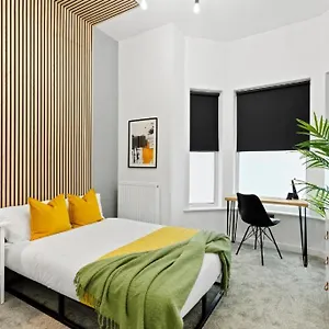 ◑flat 6- Modern Studio Flat Close To Centre◑ Apartment
